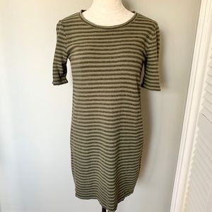 Mercer & Madison Olive t-shirt dress